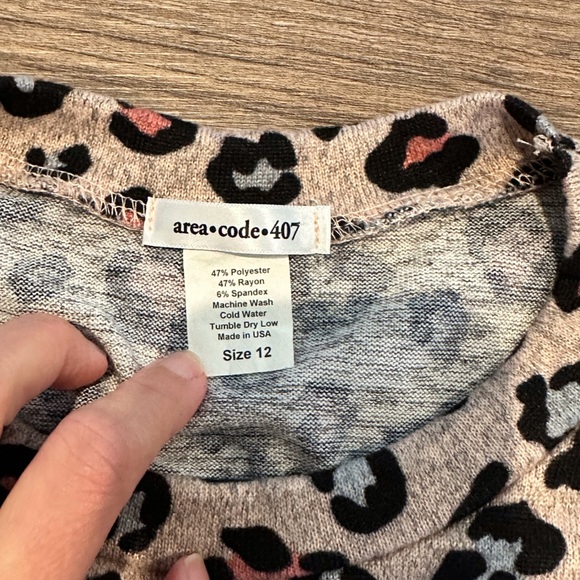 Area Code 407 Girls 12 Cheetah Long Flare Sleeve Dress with Ruffle Waist - Picture 4 of 6